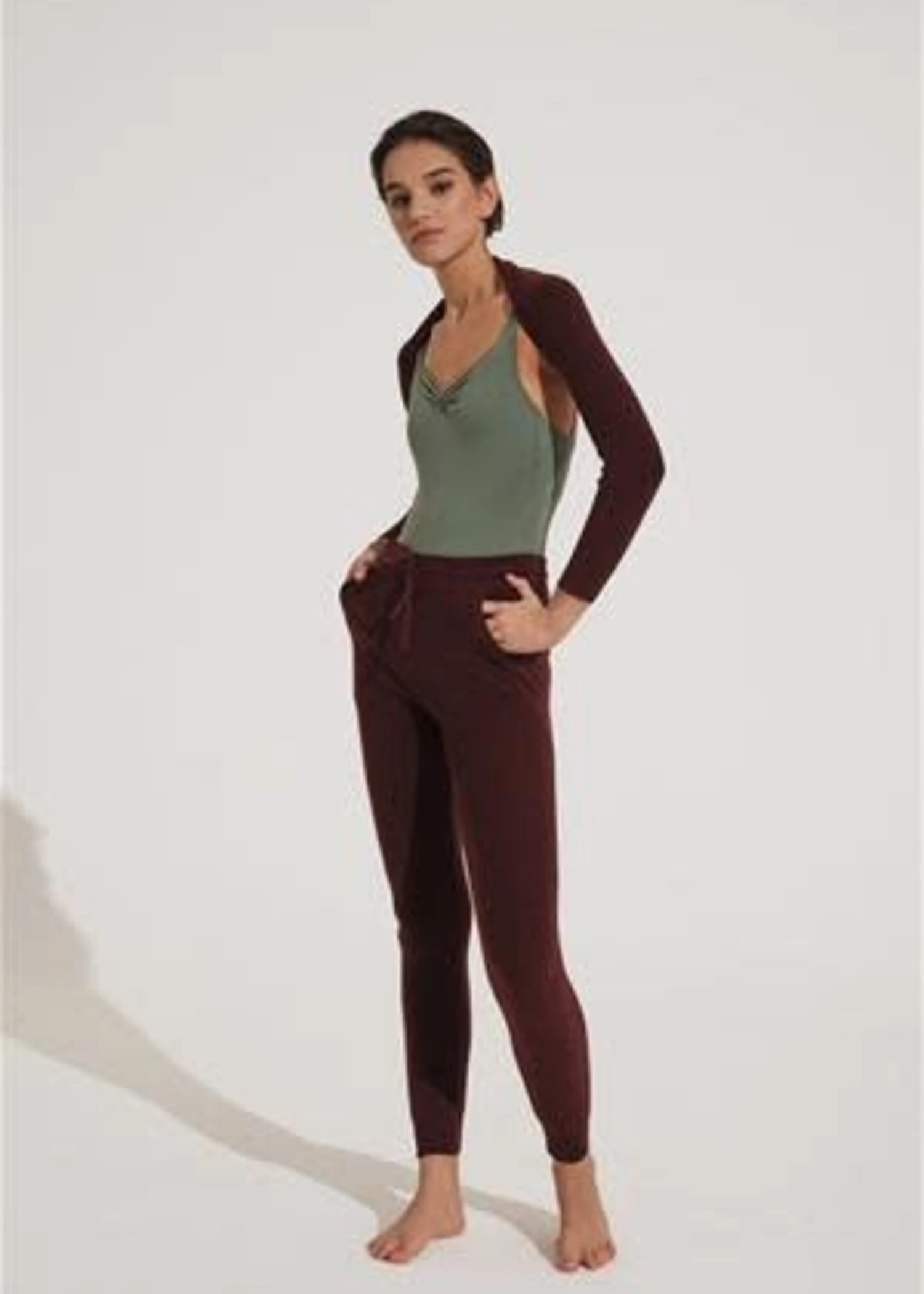 Nikolay Adult Kelly Warm Up Pant 4 Nikolay Adult Kelly Warm Up Pant - Image 4