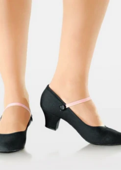 So Danca Magdalina 1.5" Canvas Character Shoe RO02